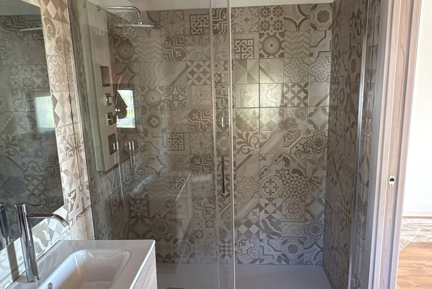 WhatsApp Image 2025-10-28 at 11.17.29