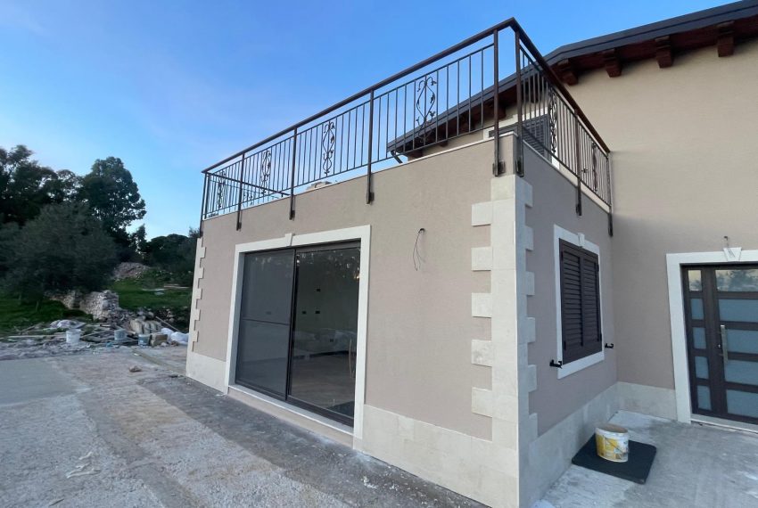 WhatsApp Image 2025-12-02 at 12.33.23