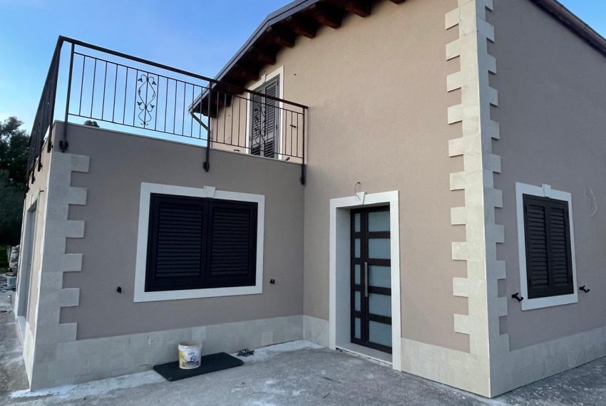 WhatsApp Image 2025-12-02 at 12.33.24